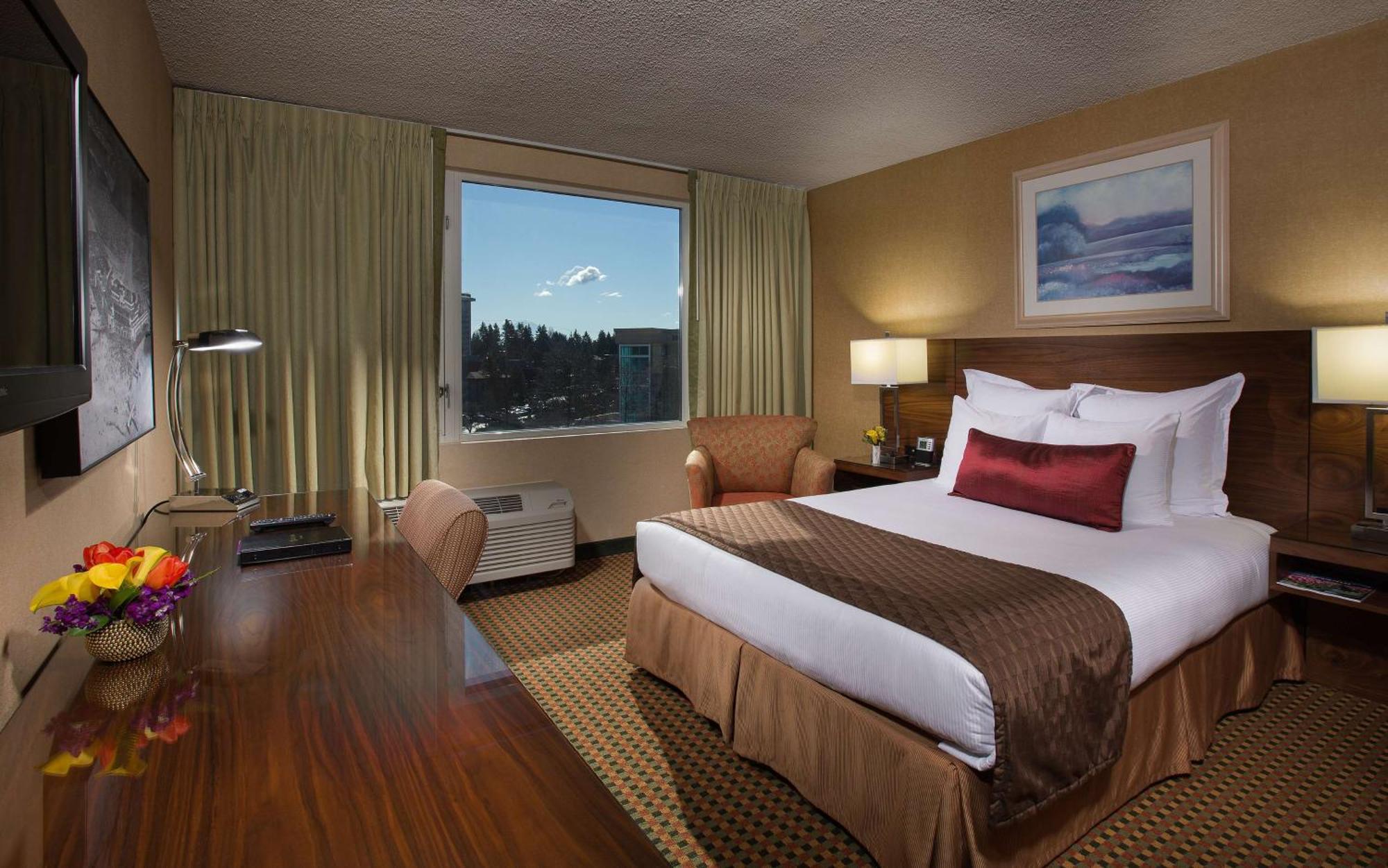 Coast Gateway Hotel SeaTac Exterior photo