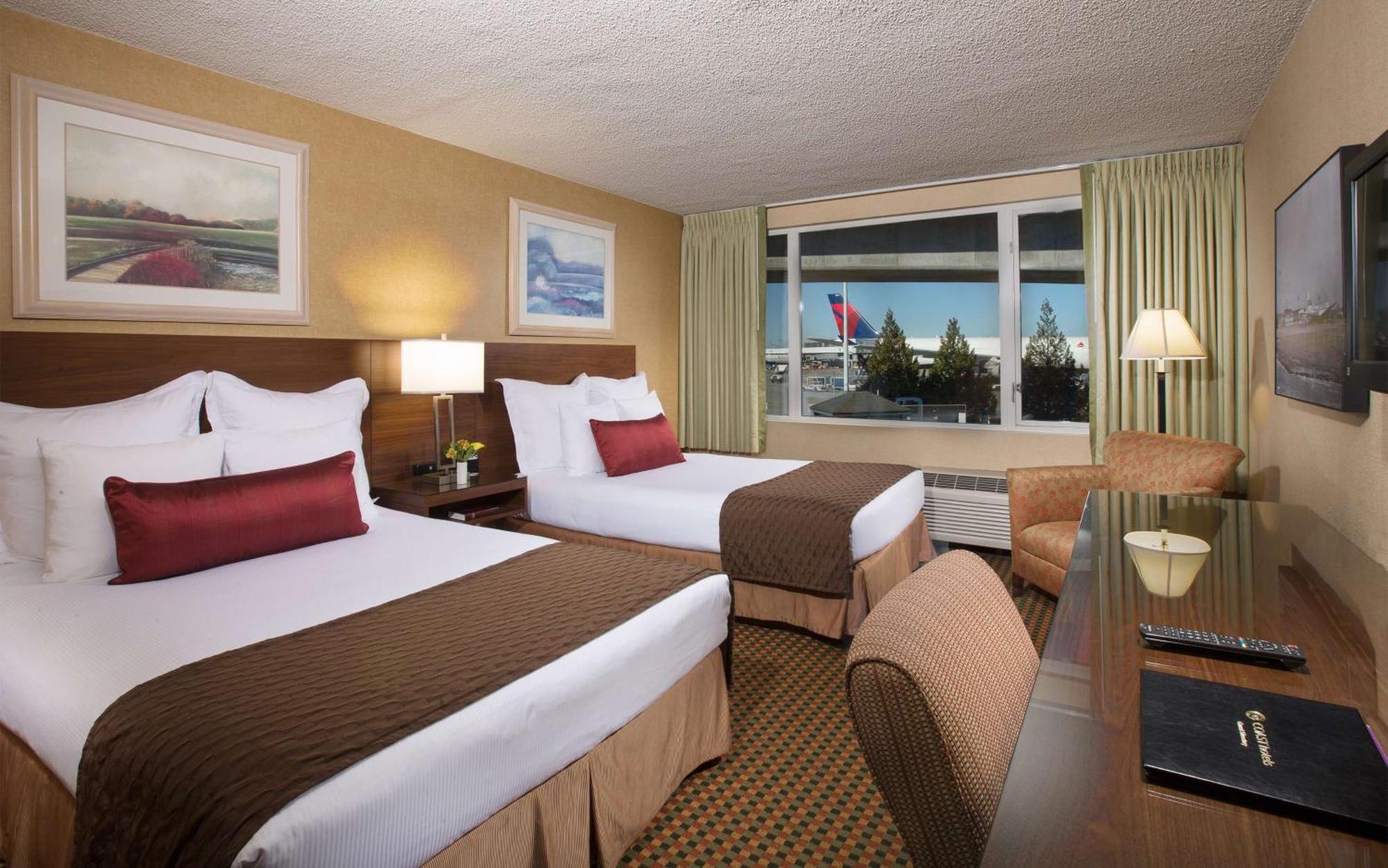 Coast Gateway Hotel SeaTac Exterior photo